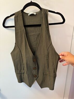 Design by Olivia Olive Green Vest PTP 17/L 20-32